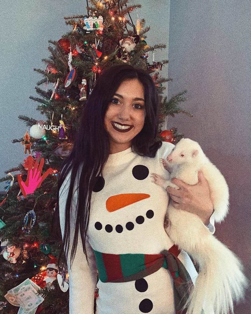 Finley is flying home with Lauren to Texas.